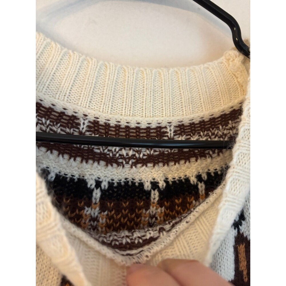 Fair Isle women’s cream white Yoke novelty chipmunk Sweater holiday medium knit - Picture 3 of 6